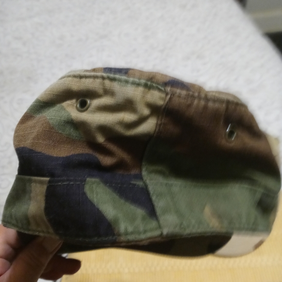 B1G1 Men's Camo Hats - Picture 3 of 11